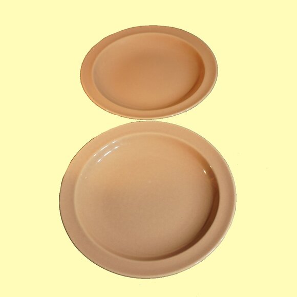 2 Franciscan ware plates made in wheatland CA 12" pink coral color - Picture 4 of 4